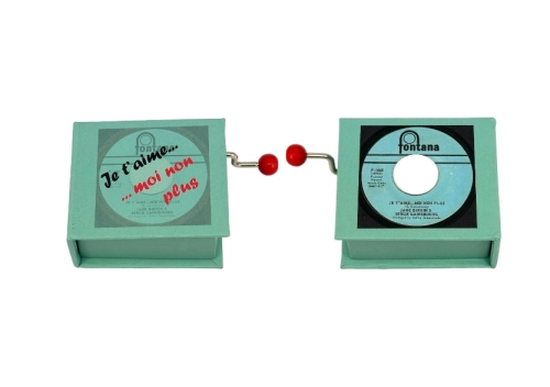 Je Taime Moi Non Plus, Protocol (1722)