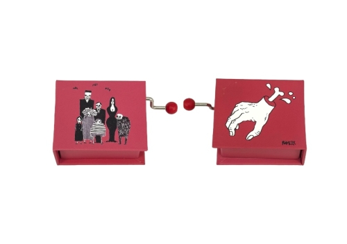 La Familia Addams, Protocol (1651)