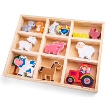 Juegos de juego Animales De Granja De Madera En Caja, New Classic Toys (18501)